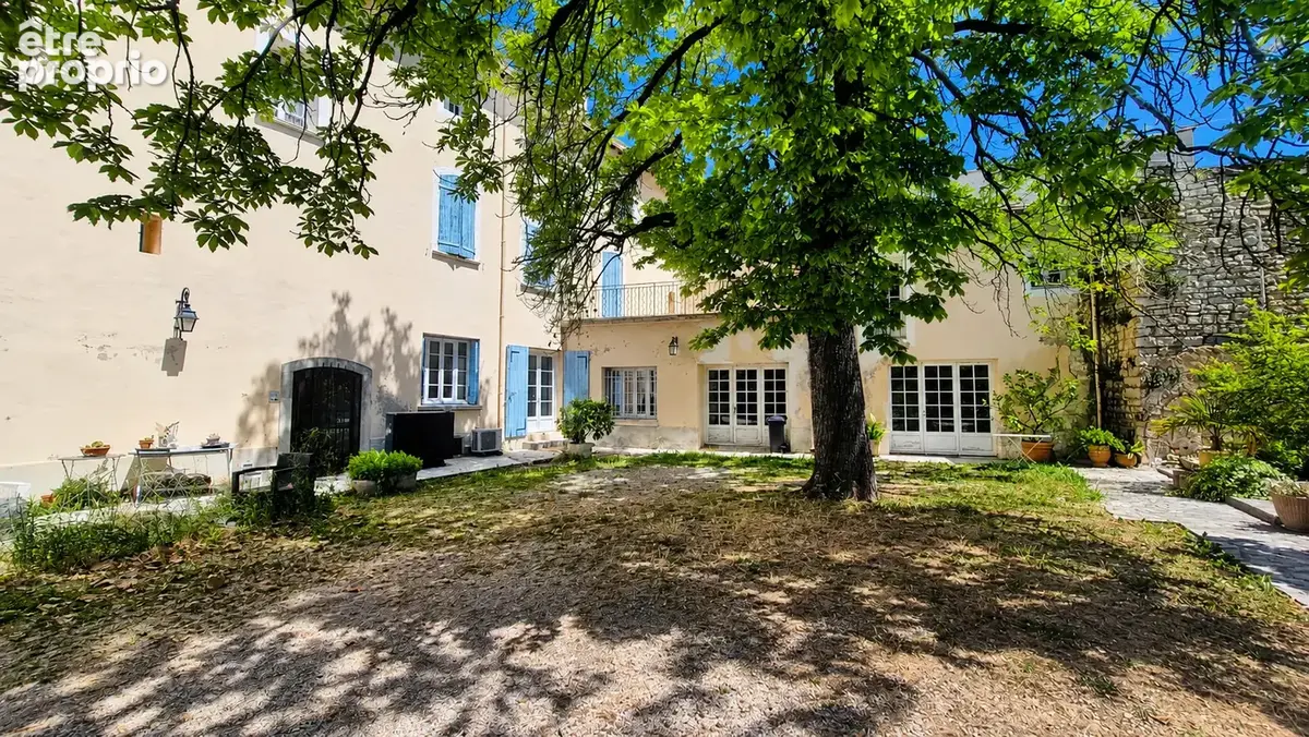 Ensemble immobilier   hypercentre de pernes-les-fontaines   7 logements loués   une maison - un hangar -fort p - photo 3