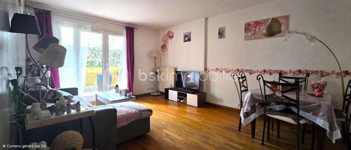 Appartement à COMBS-LA-VILLE