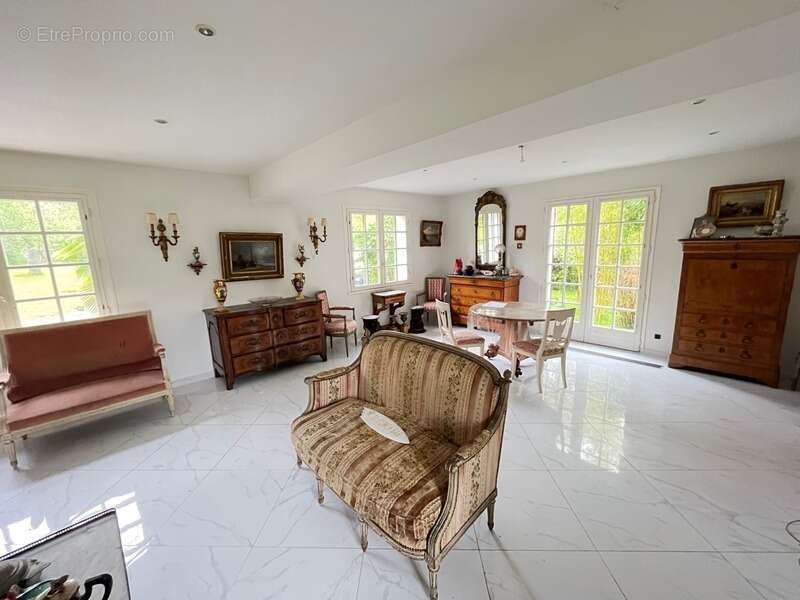 230 m² habitable, garage de 150 m² et terrain de 3735 m² a la ferte sous jouarre - photo 6