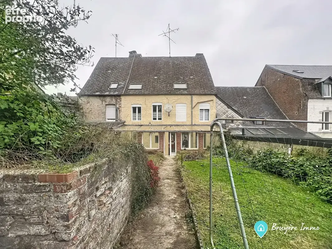 Maison 6 pièces 184 m² à vendre à Solre-Le-Chateau (59740) - photo 1