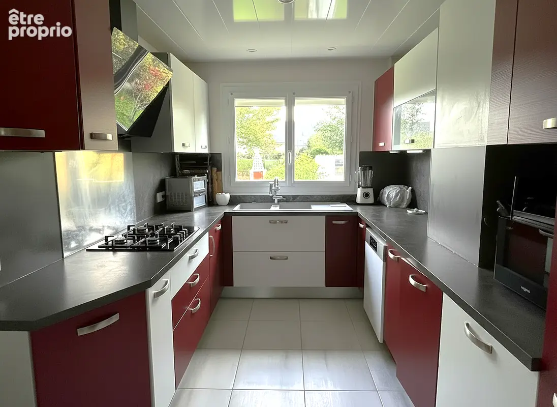 Maison familiale de 160 m² avec garage de 45 m²  à La Glacerie, Cherbourg-en-Cotentin - photo 6