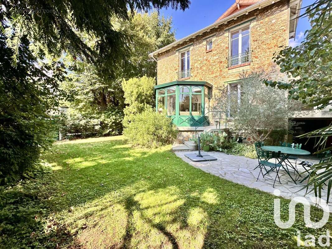 Photo 2 - Maison à BOURG-LA-REINE