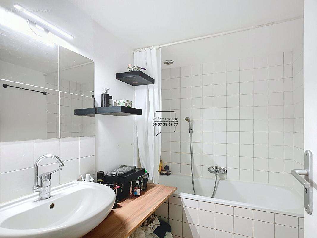 Appartement à MARSEILLE-1E