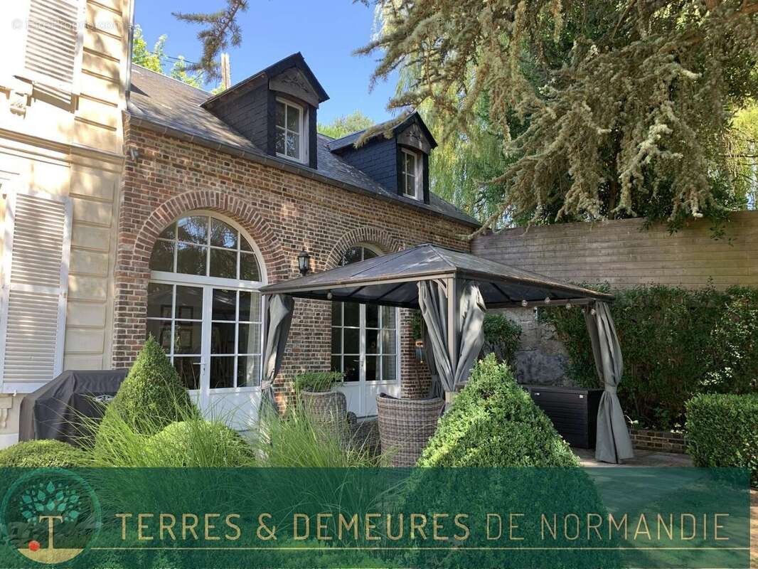 LISIEUX (CALVADOS) : belle maison bourgoise de fin XIX ème siècle - photo 8