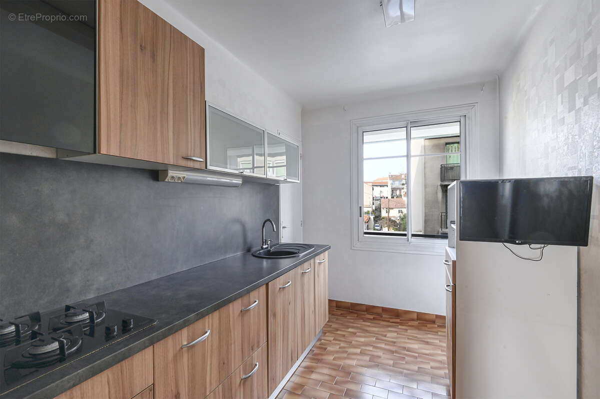 Appartement à MARSEILLE-7E