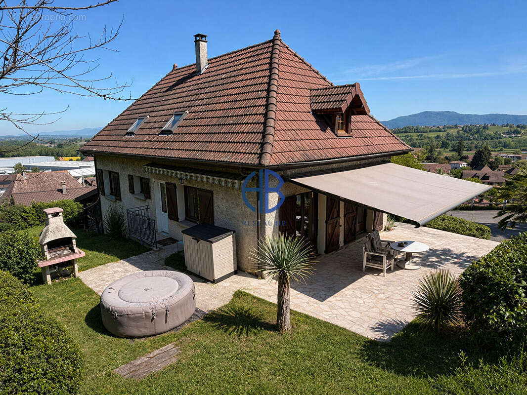 Maison à LES AVENIERES