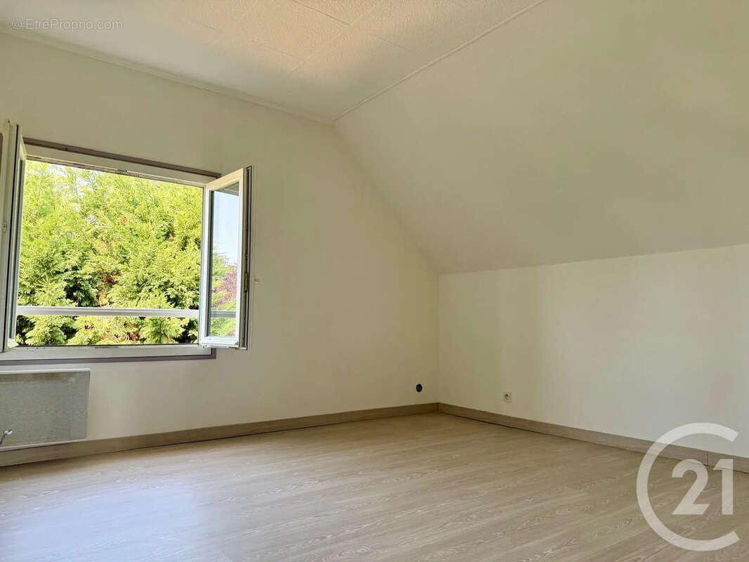 Maison 129 m² à Marcilly-Sur-Eure  - photo 9