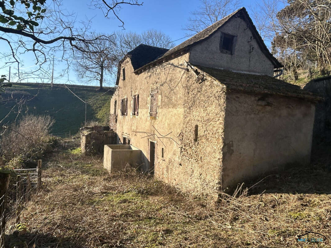 Maison à ESCANDOLIERES