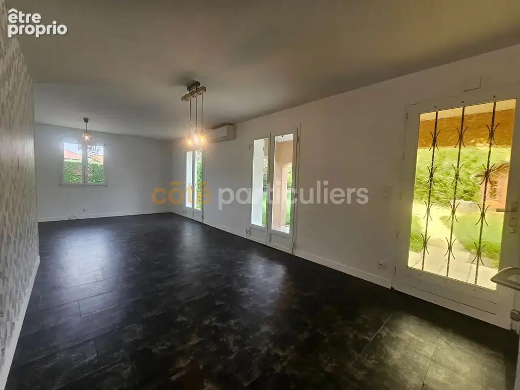 Maison de plain pied avec jardin clos et piscine - photo 10
