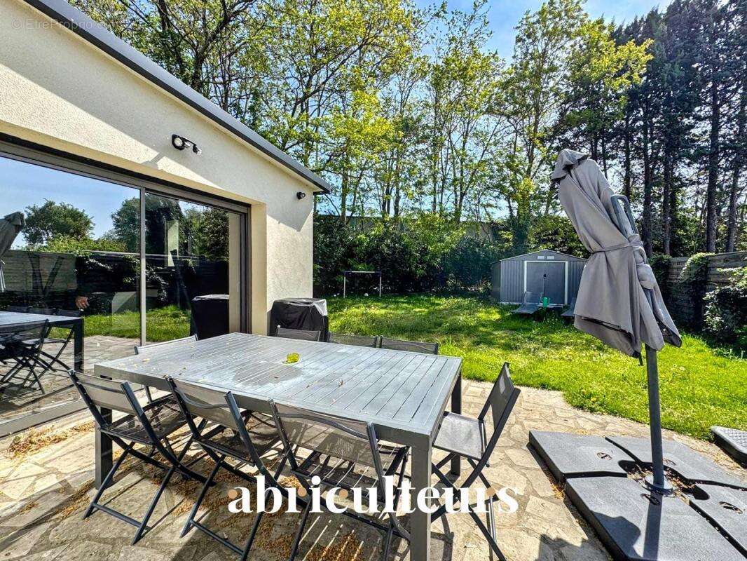 Maison familiale indépendante de 116 m² – 5 pièces – en vente à Plessis-Bouchard (95130) - photo 24