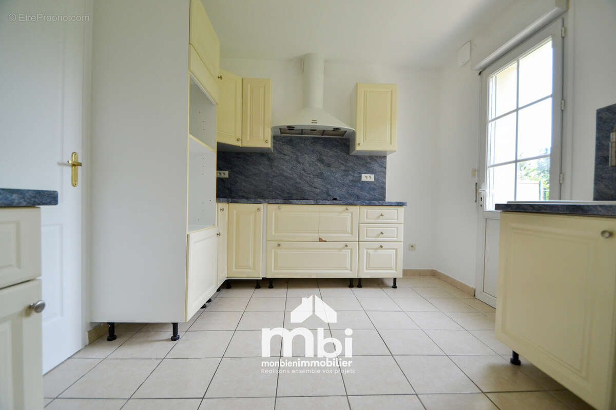 Maison à MORTEFONTAINE