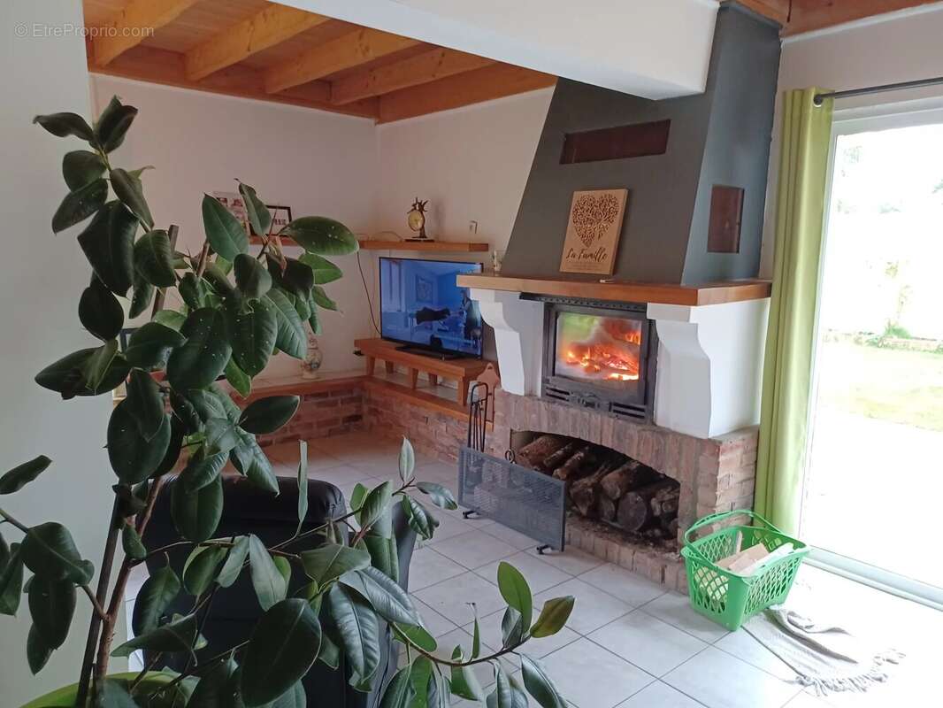 Maison à HUCQUELIERS