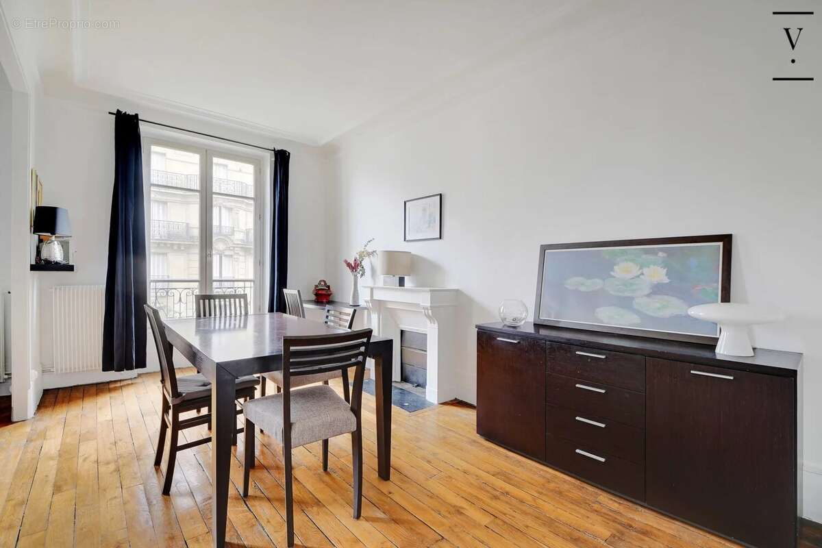 Appartement à PARIS-4E