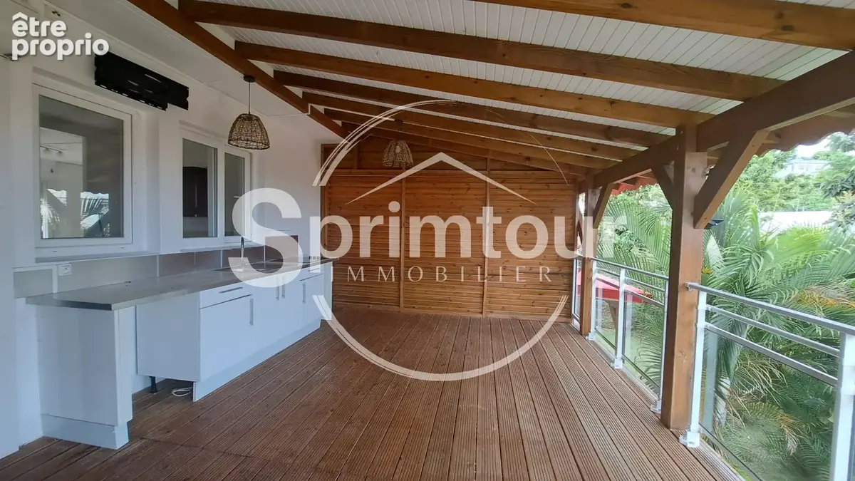 Saint-claude immeuble de rapport a fort potentiel - photo 16