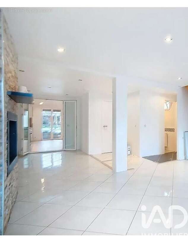 Photo 3 - Maison à CHAMPAGNE-SUR-SEINE