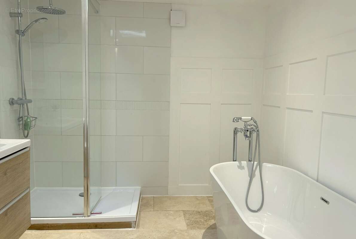 Maison de caractère rénovée de 3 à 4 chambres - photo 14