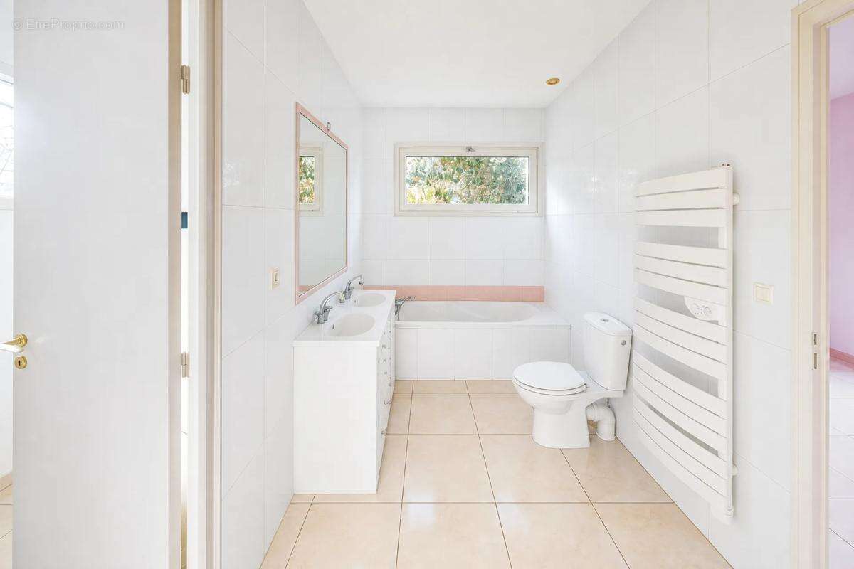 Maison de plain-pied avec fort potentiel - photo 4