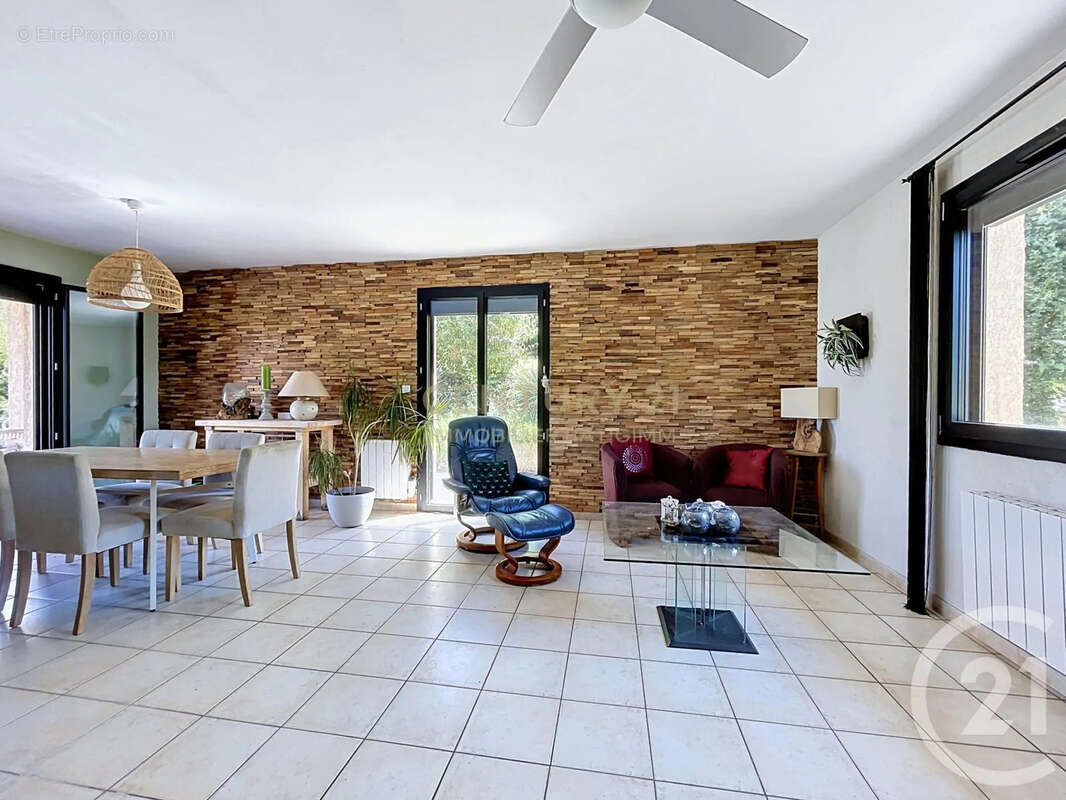 Maison 109 m² à Bourgoin-Jallieu  - photo 3