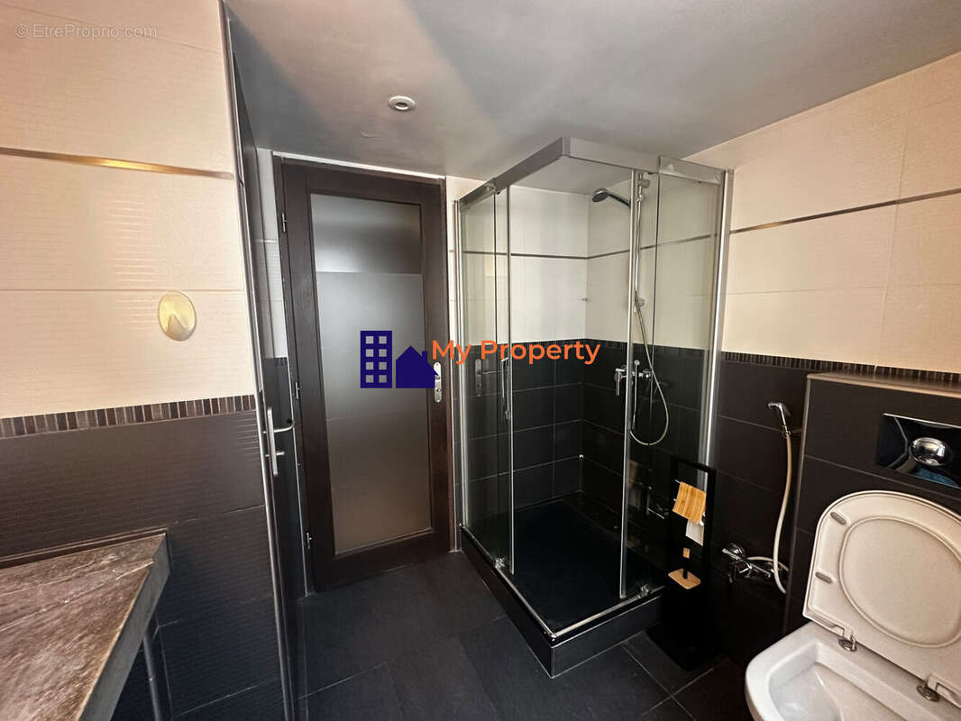 Appartement à PARIS-12E