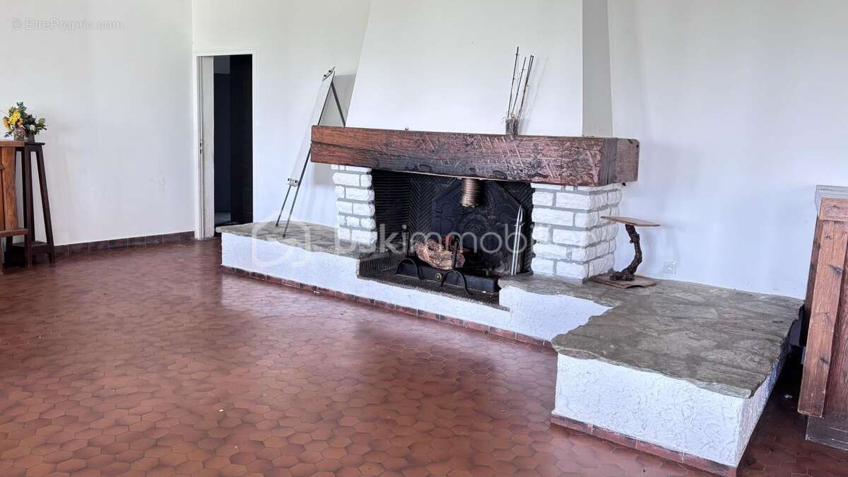 Commerce à SAINT-REMY