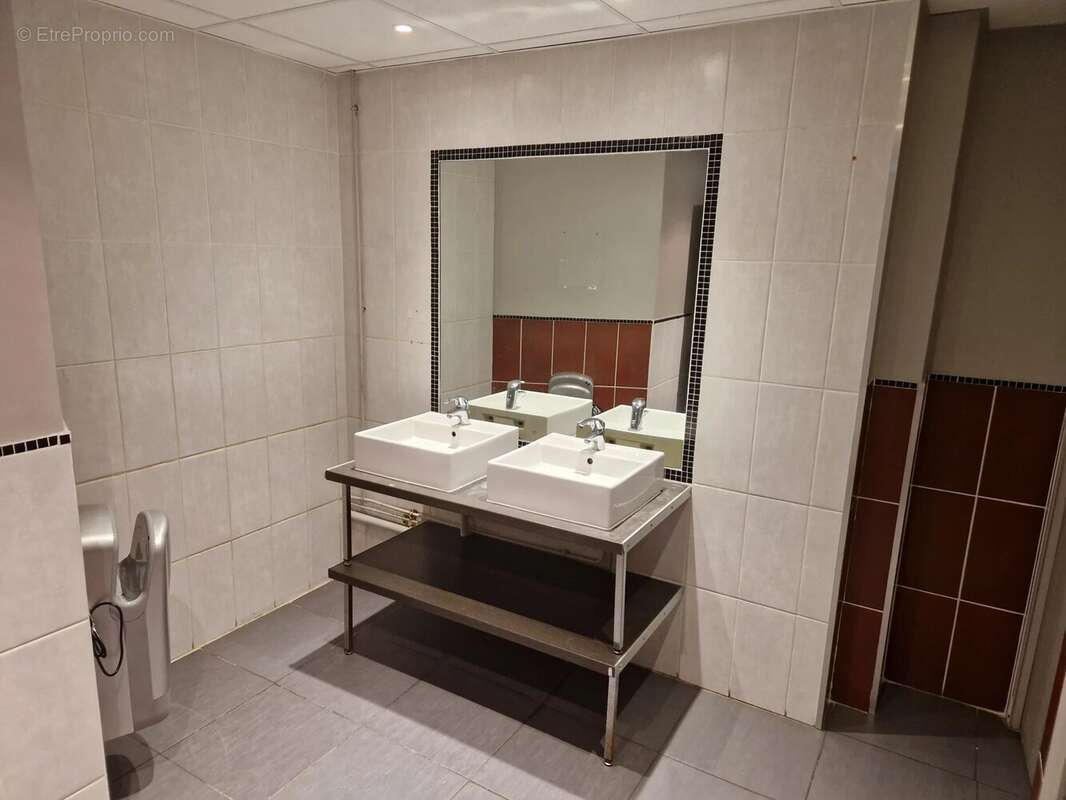 Bureaux a vendre - photo 13