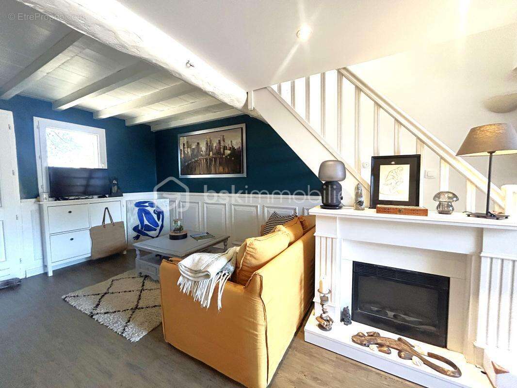 Maison 39 m² à Aureille  - photo 9