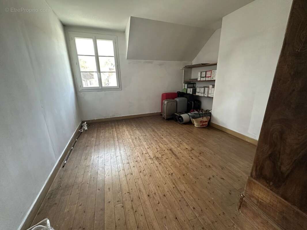 Maison à COULOMMIERS