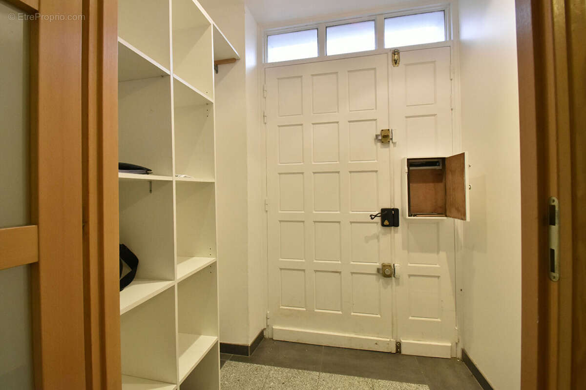 Appartement à LE TREMBLAY-SUR-MAULDRE