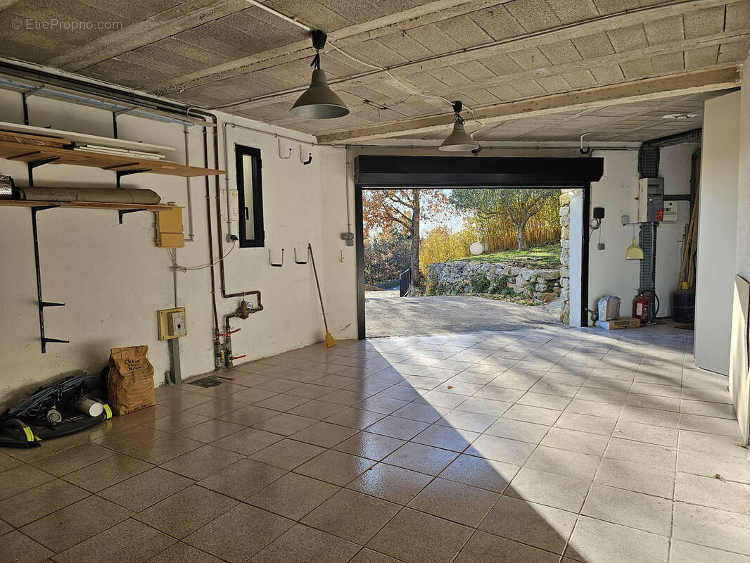 Maison à SAINT-VALLIER-DE-THIEY