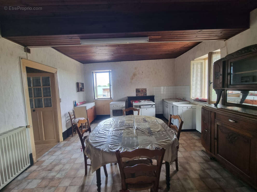 Maison à SAINT-MARCEL