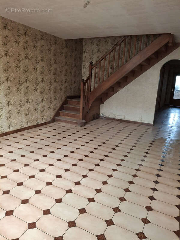 Maison à CRAINVILLIERS