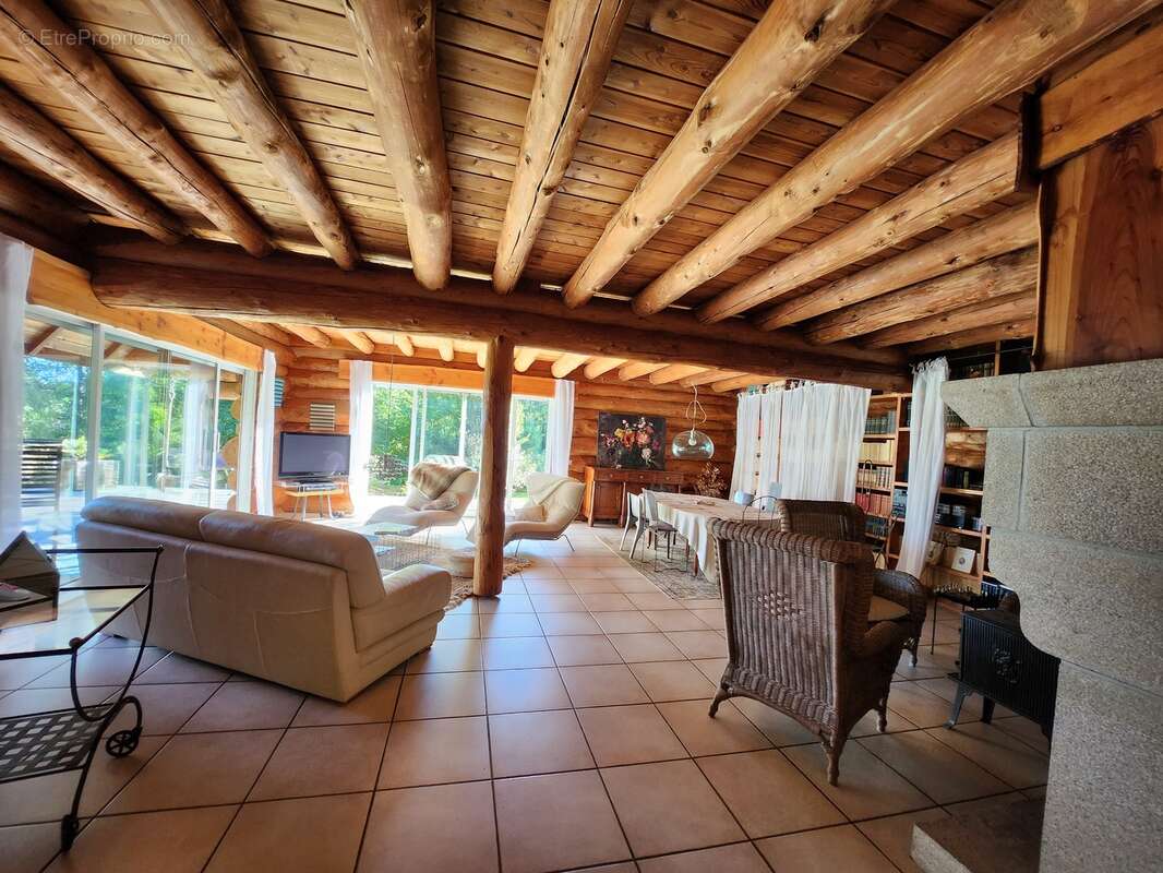 Maison à SAINT-SYLVESTRE