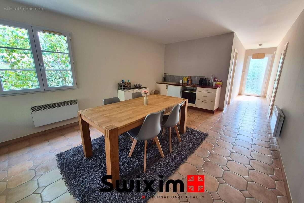 Propriété de 7 piéces avec un appartement de type T3. - photo 17