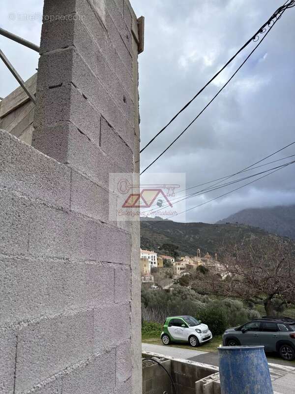 Maison à MONTEGROSSO