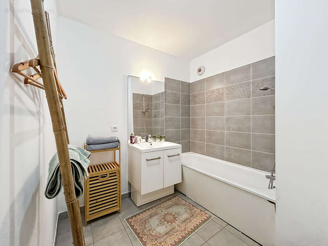 Appartement à ROSNY-SOUS-BOIS