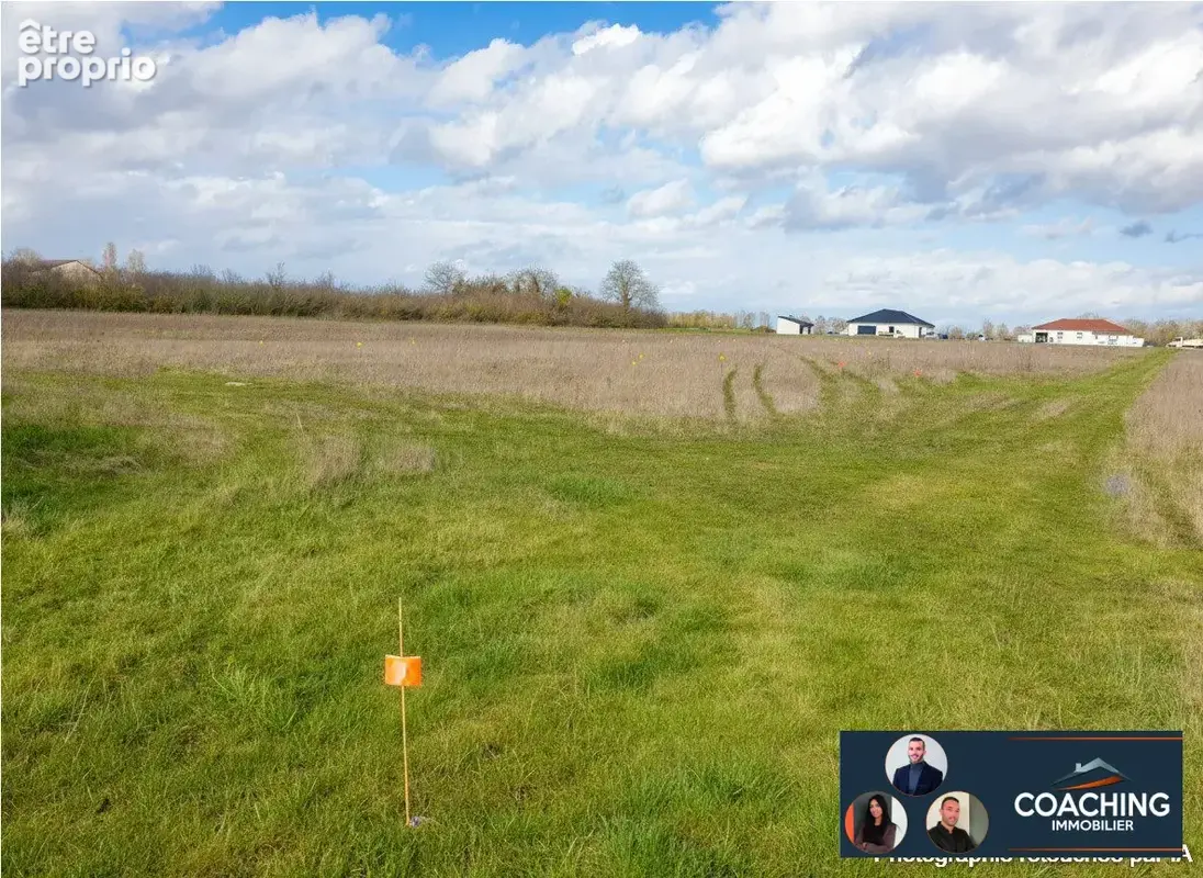 Photo Terrain à Frignicourt au prix de 20 000€