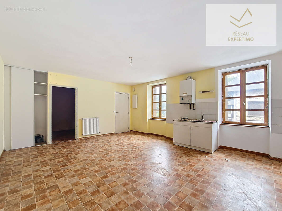 Appartement à CASSAGNES-BEGONHES