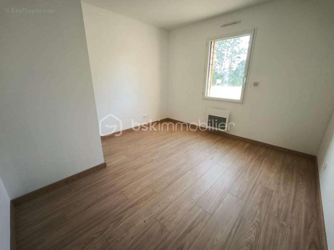 Maison neuve jamais habitée - DPE A - 3 chambres - Garage - photo 5