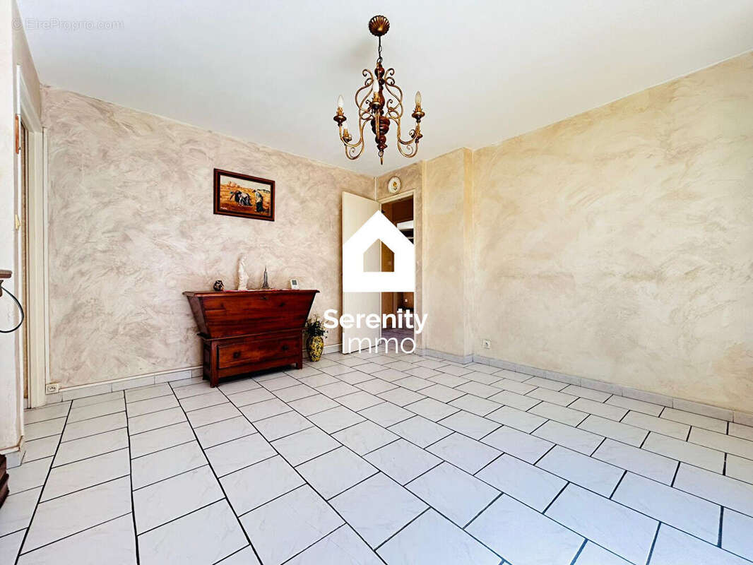 Appartement à LES PENNES-MIRABEAU