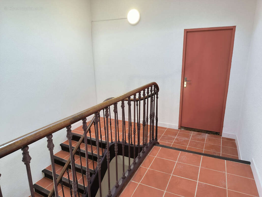 Appartement Carcassonne  Bastide T3  66.80m² - photo 4