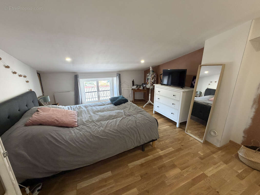 Maison à MEYRARGUES