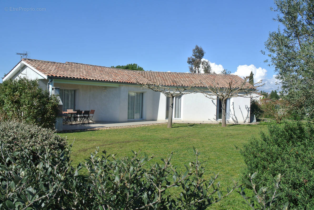 Maison à SAINTE-BAZEILLE