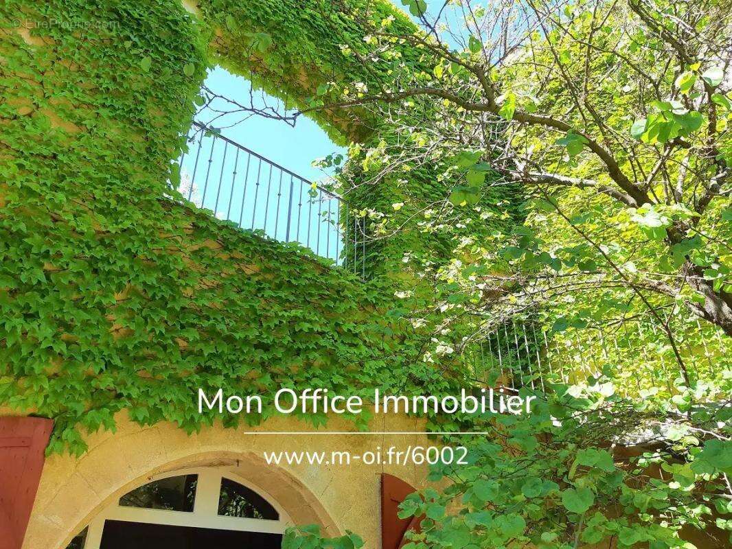 Référence : 6002-VCL. - Maison de Maître du XVII - Cours intérieure et piscine - 20 minutes d'Aix en Provence - photo 21