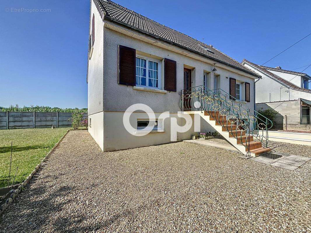 Maison à SACY-LE-GRAND