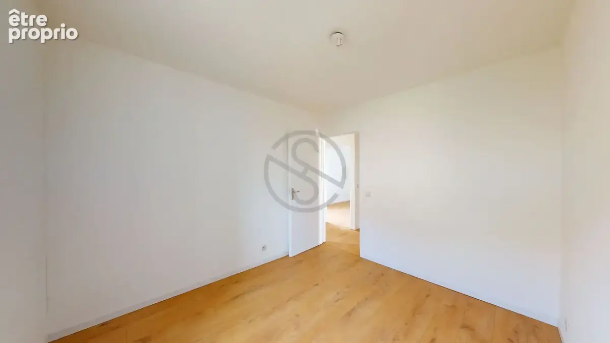Appartement La Cote Saint Andre 4 pièces de 75 m2 - photo 7