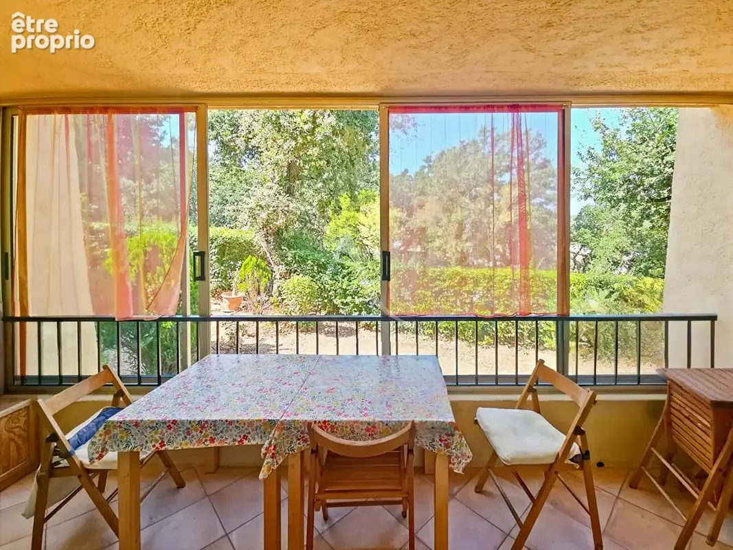 Appartement Le Pradet 1 pièce(s) 27.62 m2 - photo 2