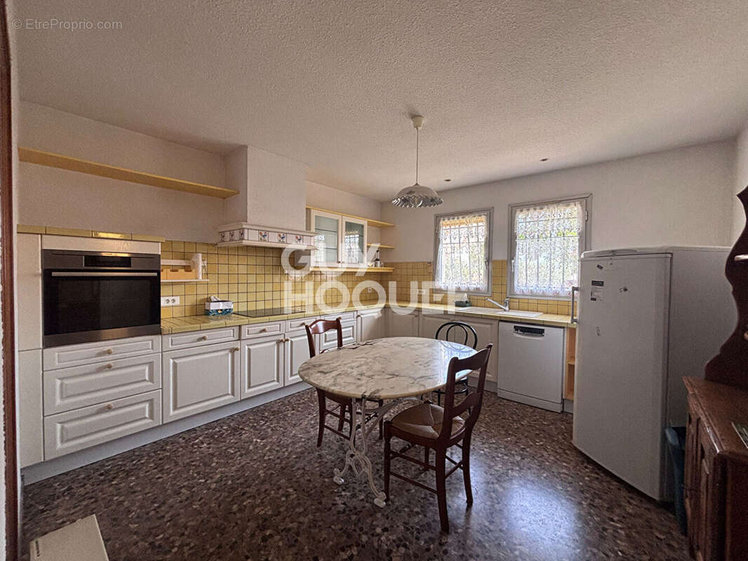 Maison Saint -Cyprien 5 pièces de 137 m2 - photo 4