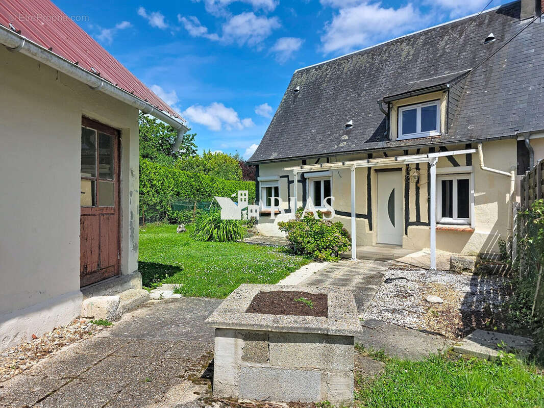 Maison à DUCLAIR