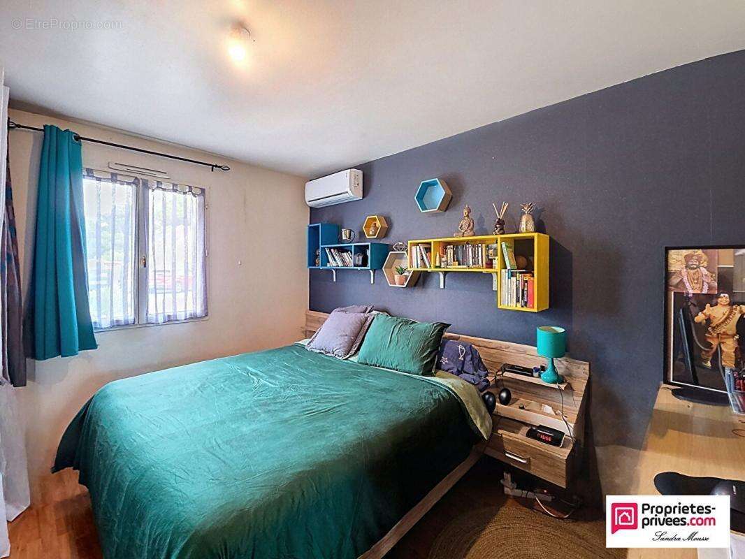 Maison à MAIGNELAY-MONTIGNY