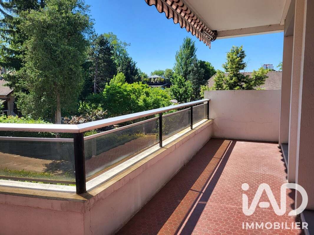 Photo 2 - Appartement à SAINT-GRATIEN